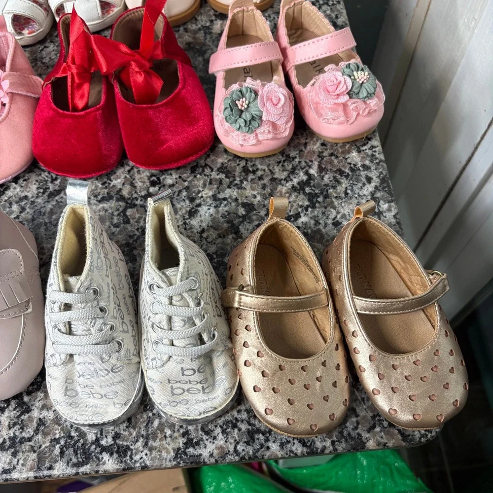 Baby Girl Shoe Lot 13 Pairs Old Navy Wonder Nation Bebe Size 1 2 3 4 12-18M